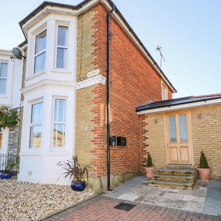 Dovedale Villa ไรด์ ภายนอก รูปภาพ