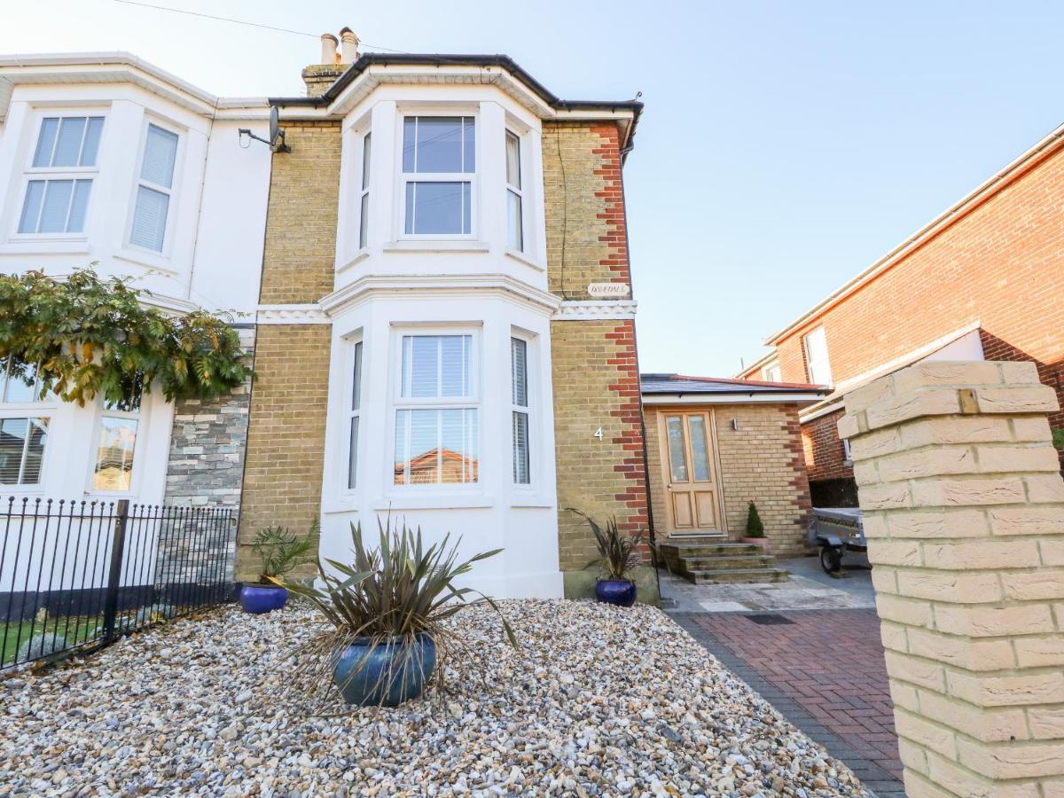 Dovedale Villa ไรด์ ภายนอก รูปภาพ