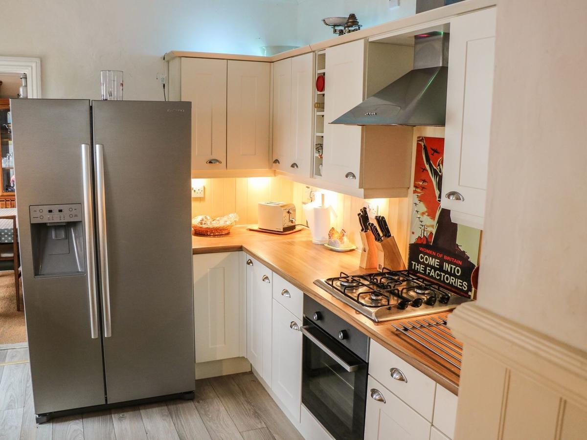 Dovedale Villa ไรด์ ภายนอก รูปภาพ